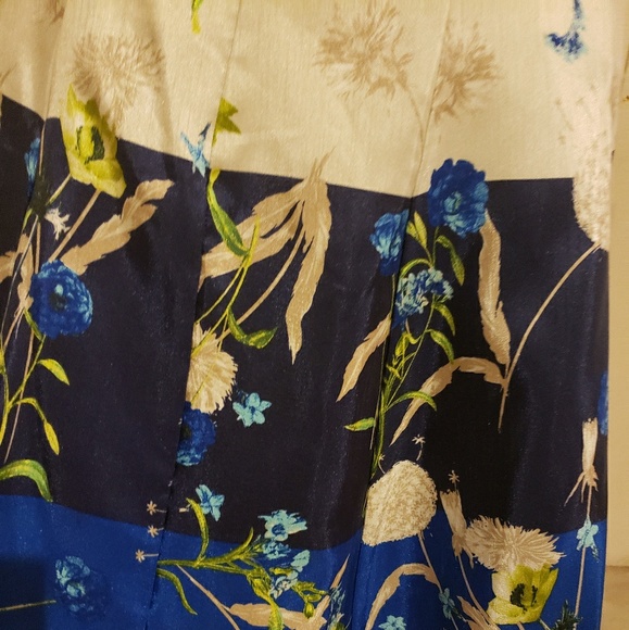 Tri color floral color block dress - Picture 2 of 2